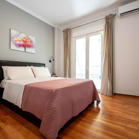 Spacious And Modern One Bedroom Apartment เอเธนส์ ภายนอก รูปภาพ